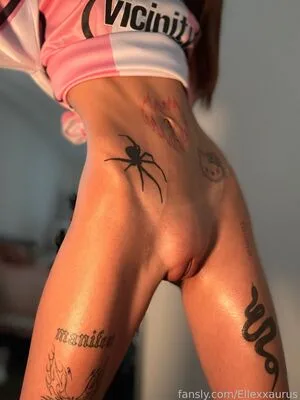 Ellesaurus23 OnlyFans Leaked Free Thumbnail Picture - #efLbqpW0tJ