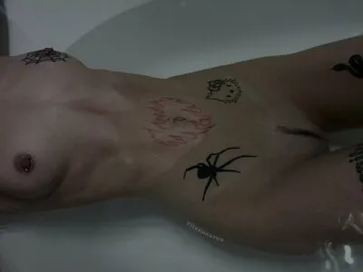 Ellesaurus23 OnlyFans Leaked Free Thumbnail Picture - #ynWiqiGzwW