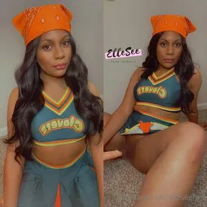 Elleseefree OnlyFans Leaked Free Thumbnail Picture - #2owwebAydm