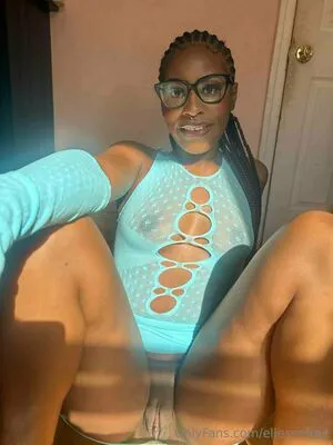 Elleseefree OnlyFans Leaked Free Thumbnail Picture - #RetEUf2jAj