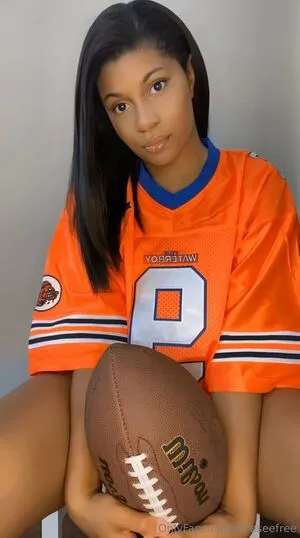 Elleseefree OnlyFans Leaked Free Thumbnail Picture - #Sk5orp3xHu