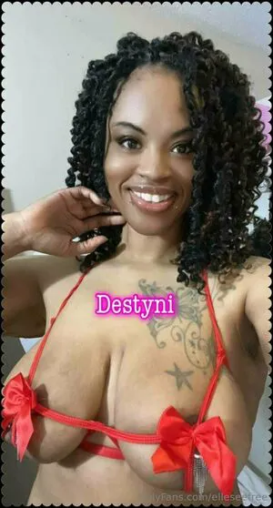 Elleseefree OnlyFans Leaked Free Thumbnail Picture - #b4wLBHKemB