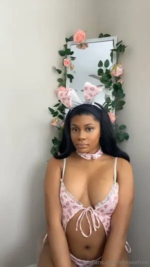 Elleseefree OnlyFans Leaked Free Thumbnail Picture - #iolaWmf8bA
