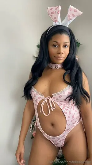 Elleseefree OnlyFans Leaked Free Thumbnail Picture - #nPndiTbbk7