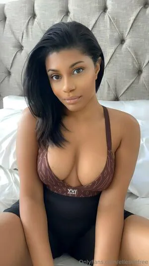 Elleseefree OnlyFans Leaked Free Thumbnail Picture - #o51BC8hZHO