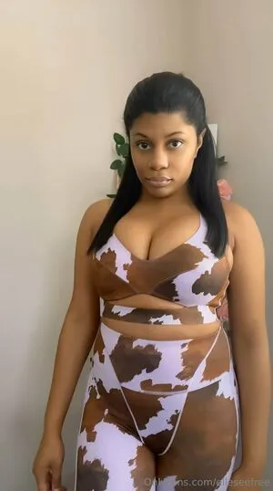 Elleseefree OnlyFans Leaked Free Thumbnail Picture - #rRudhJdCZb
