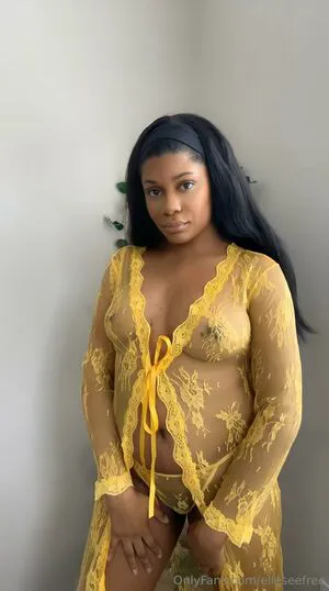 Elleseefree OnlyFans Leaked Free Thumbnail Picture - #wOonQxaOxE