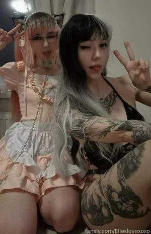 elleslove OnlyFans Leaked Free Thumbnail Picture - #1TOeS00nIl
