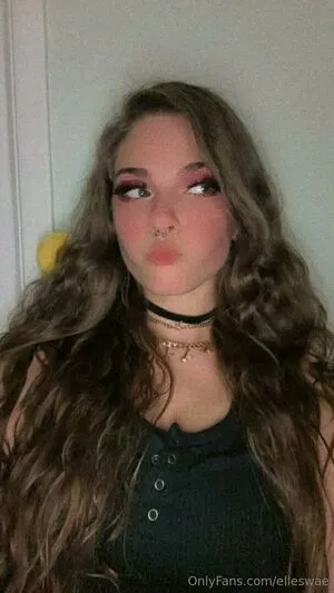 Elleswae OnlyFans Leaked Free Thumbnail Picture - #tOLslwCooM