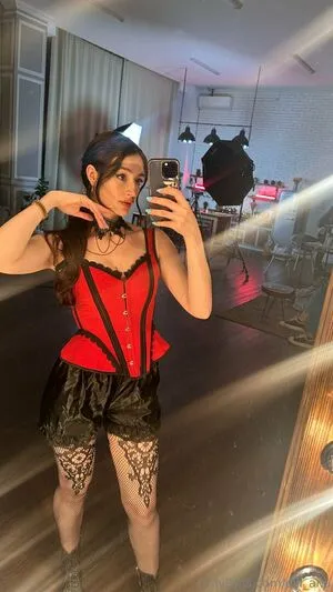 Elli Ana OnlyFans Leaked Free Thumbnail Picture - #DD3lPOAJpm