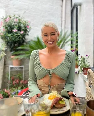Elli H OnlyFans Leaked Free Thumbnail Picture - #QC69xnWp1m