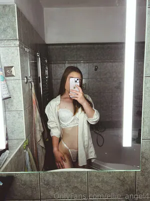 Ellie Angel4 OnlyFans Leaked Free Thumbnail Picture - #Jsats22TiH