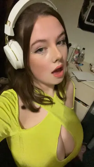 Ellie B OnlyFans Leaked Free Thumbnail Picture - #3nrxEiJONk