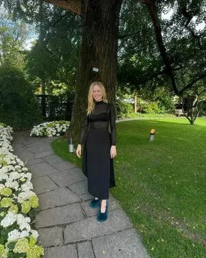 Ellie Bamber OnlyFans Leaked Free Thumbnail Picture - #J47h0qOfEB