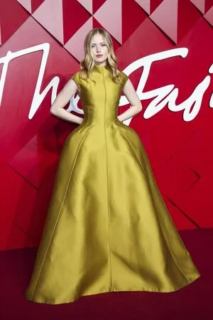 Ellie Bamber OnlyFans Leaked Free Thumbnail Picture - #ma3ZeGyWL6