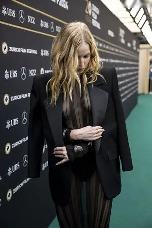 Ellie Bamber OnlyFans Leaked Free Thumbnail Picture - #xHtKNP0lVW