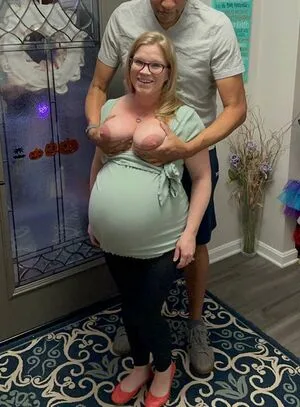 Ellie Brooks OnlyFans Leaked Free Thumbnail Picture - #UIltaN3fEL