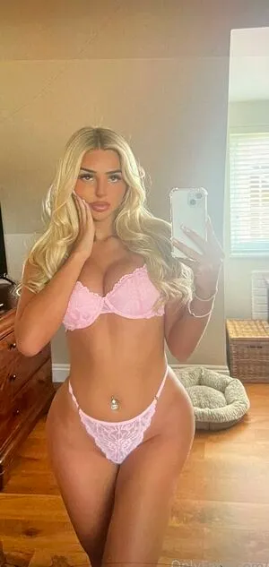 Ellie Coldwell OnlyFans Leaked Free Thumbnail Picture - #VzSsw0sOaf