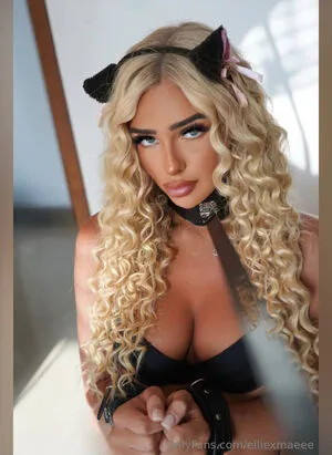 Ellie Coldwell OnlyFans Leaked Free Thumbnail Picture - #VILsSlaCXL