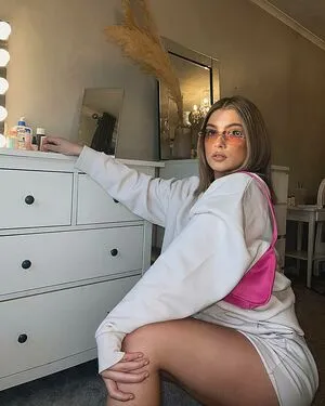 Ellie Couser OnlyFans Leaked Free Thumbnail Picture - #JYTTi9x3oY
