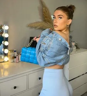 Ellie Couser OnlyFans Leaked Free Thumbnail Picture - #zVrKK772kg