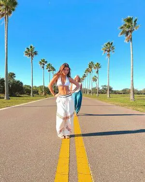 Ellie Dobleske OnlyFans Leaked Free Thumbnail Picture - #1C4dQBonKj