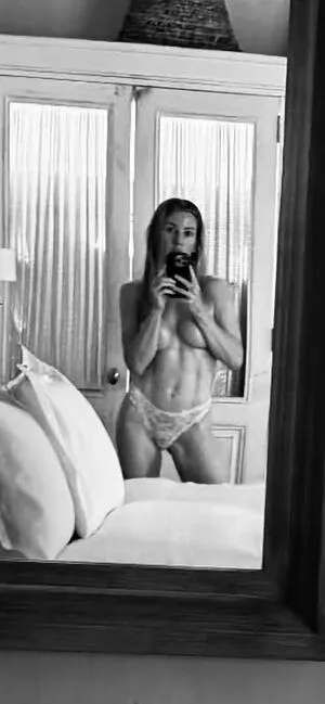 Ellie Goulding OnlyFans Leaked Free Thumbnail Picture - #YY4tn6uAyX