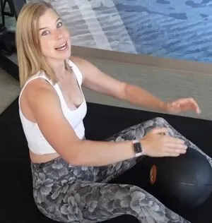 Ellie In Space OnlyFans Leaked Free Thumbnail Picture - #73ojYAutLL