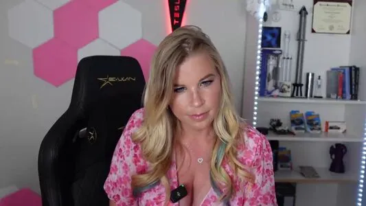 Ellie In Space OnlyFans Leaked Free Thumbnail Picture - #yTQphBAeRt