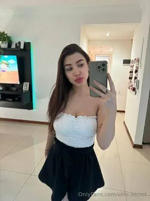 Ellie Kisses OnlyFans Leaked Free Thumbnail Picture - #bmMnBKcHc9
