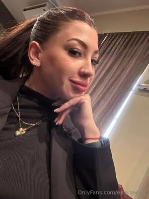 Ellie Kisses OnlyFans Leaked Free Thumbnail Picture - #jU2vhgqo42
