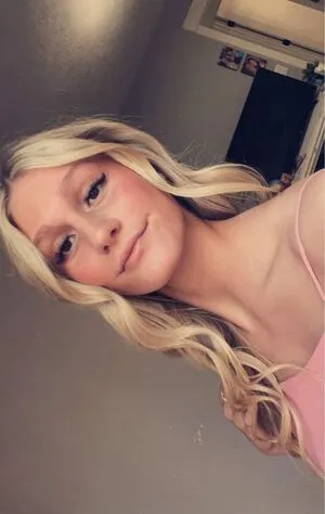 Ellie Lienemann OnlyFans Leaked Free Thumbnail Picture - #P2LZm3356K