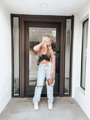 Ellie Lienemann OnlyFans Leaked Free Thumbnail Picture - #ia3q1CTqv6