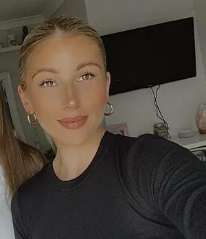 Ellie M OnlyFans Leaked Free Thumbnail Picture - #oEUEL2omW2