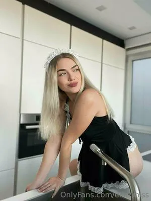 Ellie Miss OnlyFans Leaked Free Thumbnail Picture - #LymSa8066B