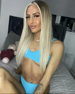 Ellie Robinson OnlyFans Leaked Free Thumbnail Picture - #4WSIFtG56l