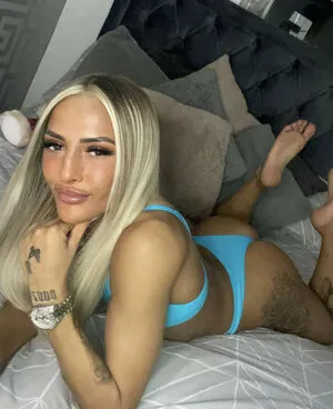 Ellie Robinson OnlyFans Leaked Free Thumbnail Picture - #GdrhDA3btd
