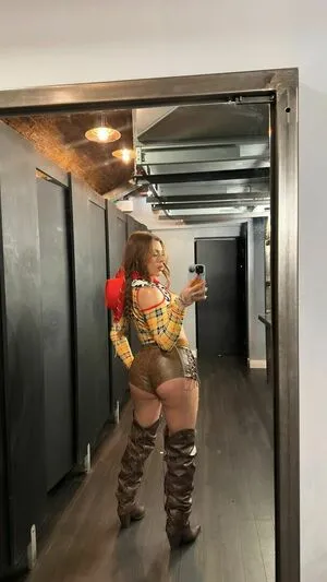 Ellie Saad OnlyFans Leaked Free Thumbnail Picture - #L3wSKb4ryg