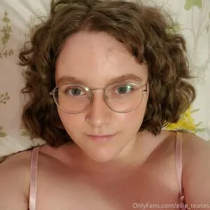 Ellie Teases OnlyFans Leaked Free Thumbnail Picture - #MvJ8d2lJXA