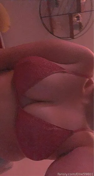 Ellie59801 OnlyFans Leaked Free Thumbnail Picture - #fXyzzv6gm1