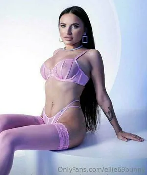 Ellie69bunny OnlyFans Leaked Free Thumbnail Picture - #hwhFjHnQ17