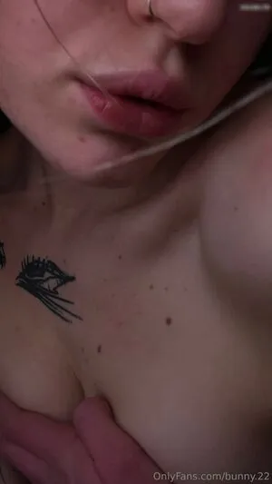 Elliecutiee B Anni OnlyFans Leaked Free Thumbnail Picture - #10mxT4Rhf3
