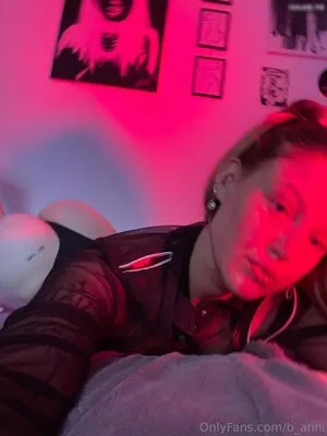 Elliecutiee B Anni OnlyFans Leaked Free Thumbnail Picture - #VzbFAgy0vA