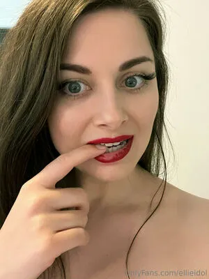 Ellieidol OnlyFans Leaked Free Thumbnail Picture - #M2tbsA1bvh
