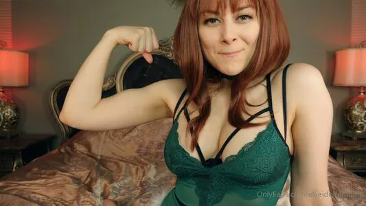 Ellieidolfemdom OnlyFans Leaked Free Thumbnail Picture - #OxDZI2Bx9d