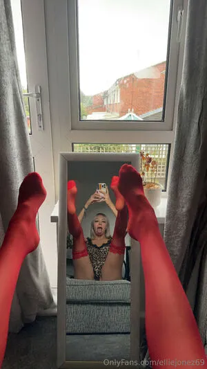 Elliejonez69 OnlyFans Leaked Free Thumbnail Picture - #xZCopM5ipQ