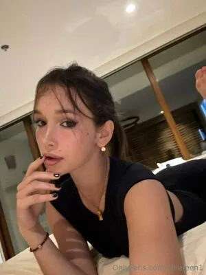 Ellieleen1 OnlyFans Leaked Free Thumbnail Picture - #xGujlh2NUy