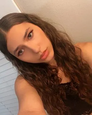 Ellielyfe OnlyFans Leaked Free Thumbnail Picture - #IgyjToFZok