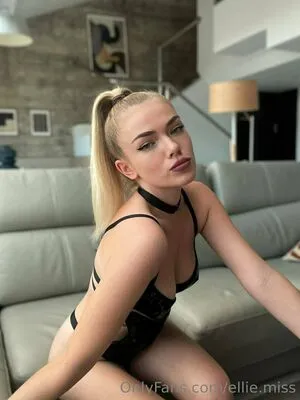 Elliemiss OnlyFans Leaked Free Thumbnail Picture - #3EnuEFxwiA
