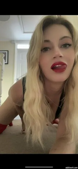Ellienorman94 OnlyFans Leaked Free Thumbnail Picture - #bq9bppivU0